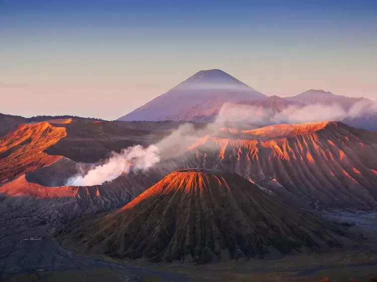 Las Mezquitas Más Impresionantes de Indonesia: Una Mirada a su Arquitectura Única