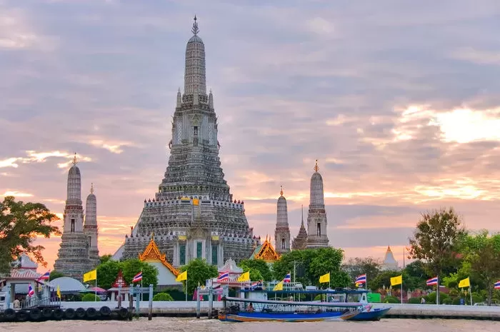 Siete interesantes templos tailandeses que no están en Bangkok.