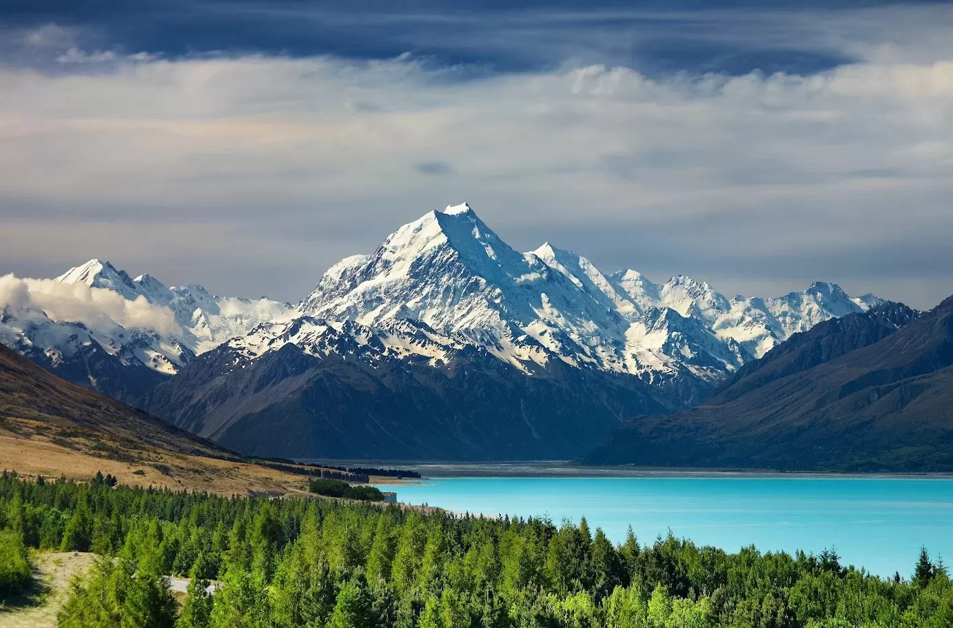 Destinos únicos en Asia y Oceanía: cuevas de Waitomo, Mrauk U, Sapa, Shirakawa-go y Guilin